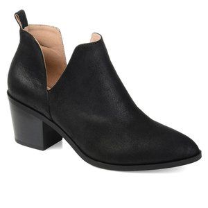 Journee Collection Black Lola bootie size 8 New